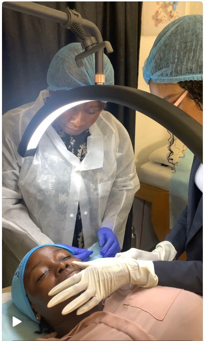 Facial Treatment Session